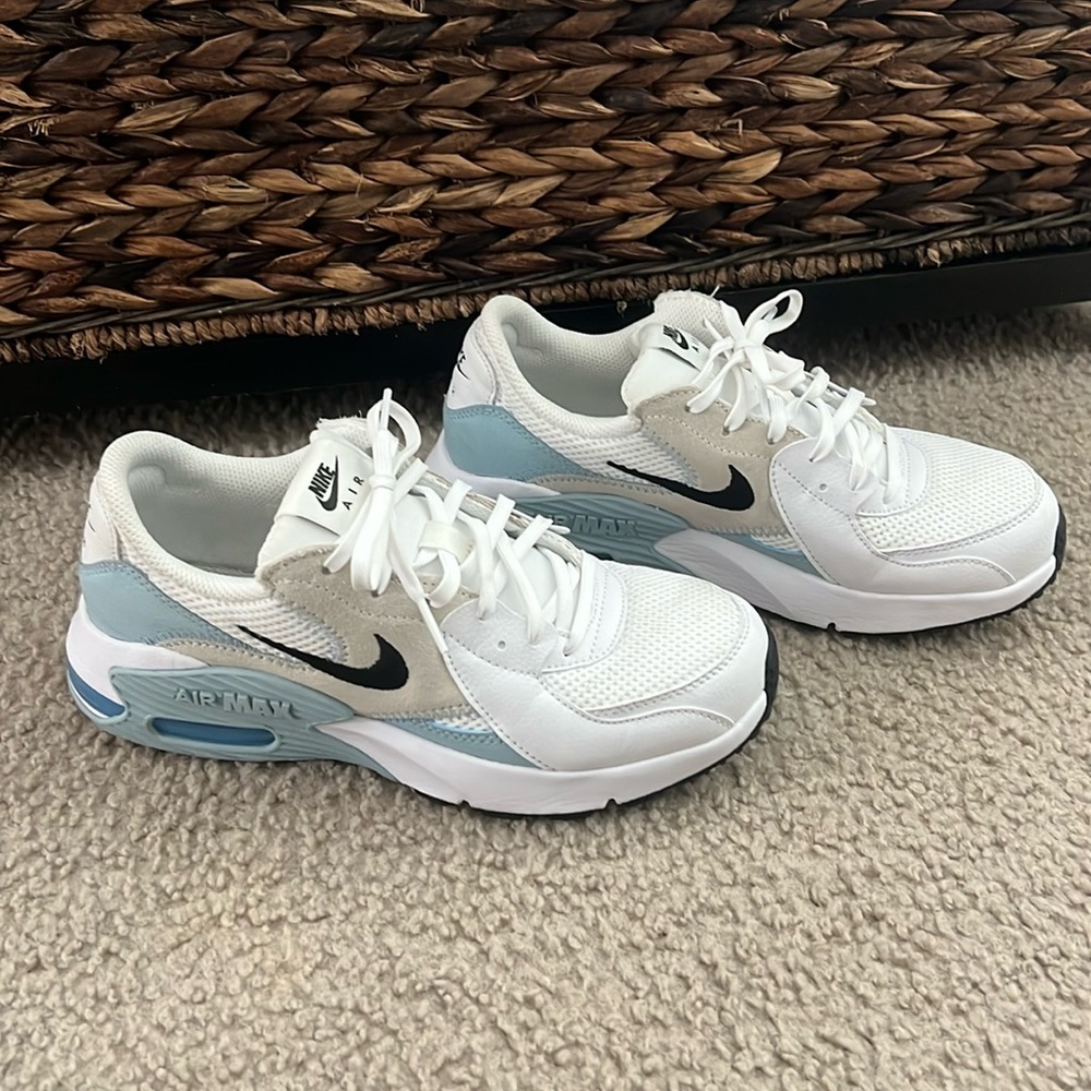 Nike Air Max White and Blue Sneakers
